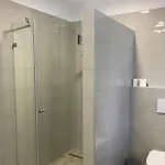 Royalhill Apartmán *