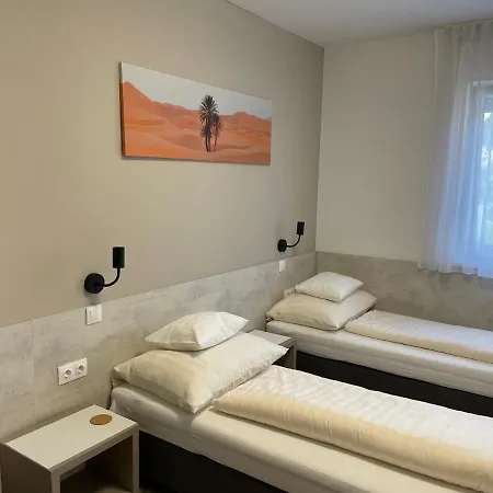Royalhill Apartment *