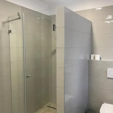 Royalhill Apartment *