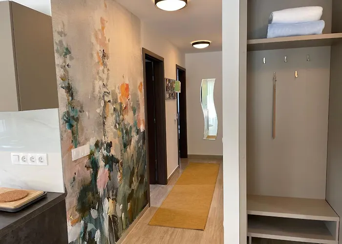 Royalhill * Vonyarcvashegy